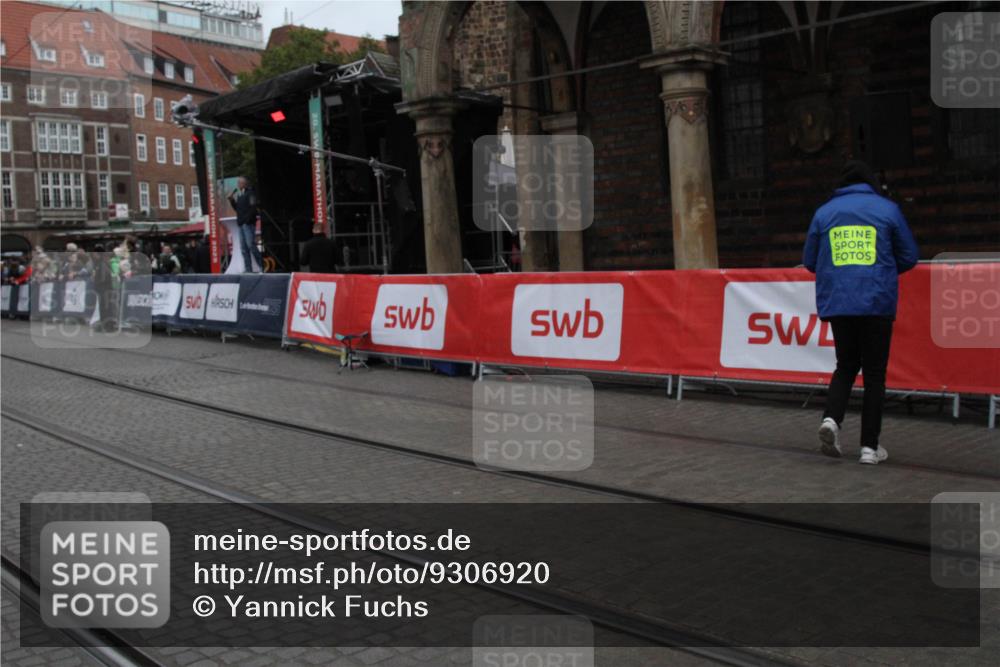 05.10.2025 - 20. swb-Marathon Bremen Yannick Fuchs http://msf.ph/oto/9306920 05.10.2025 12:01:20 Ziel  meine-sportfotos.de