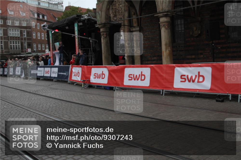 05.10.2025 - 20. swb-Marathon Bremen Yannick Fuchs http://msf.ph/oto/9307243 05.10.2025 12:02:38 Ziel  meine-sportfotos.de