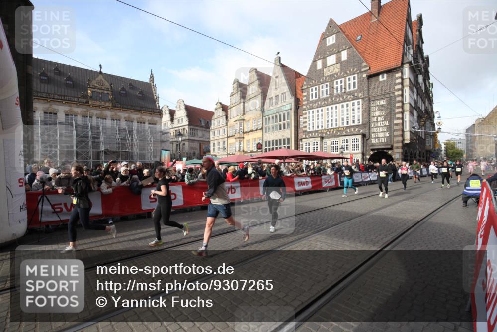 05.10.2025 - 20. swb-Marathon Bremen Yannick Fuchs http://msf.ph/oto/9307265 05.10.2025 10:56:28 Ziel 9424, 9783, 9932, 10028, 10191, 10387, 10424, 10546, 10590, 11662, 11723 meine-sportfotos.de