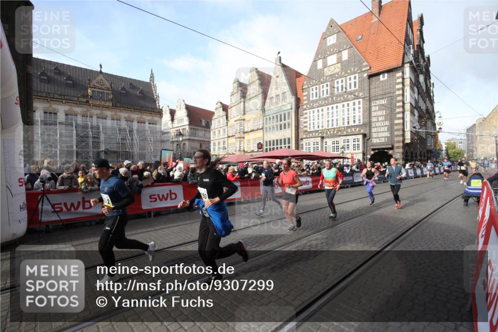 05.10.2025 - 20. swb-Marathon Bremen Yannick Fuchs http://msf.ph/oto/9307299 05.10.2025 10:56:41 Ziel 8118, 9547, 9886, 10008, 10042, 10971, 11260, 11475, 11691 meine-sportfotos.de