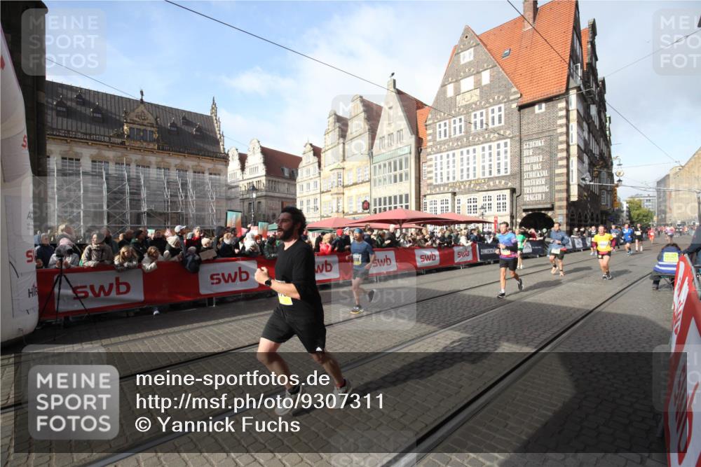 05.10.2025 - 20. swb-Marathon Bremen Yannick Fuchs http://msf.ph/oto/9307311 05.10.2025 10:56:46 Ziel 8118, 9266, 10059, 10644, 10683, 11475 meine-sportfotos.de