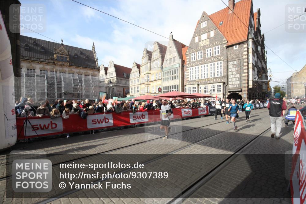 05.10.2025 - 20. swb-Marathon Bremen Yannick Fuchs http://msf.ph/oto/9307389 05.10.2025 10:57:13 Ziel 5172, 9231, 9314, 9577, 10545, 10917, 11138, 11202, 11434, 11686 meine-sportfotos.de