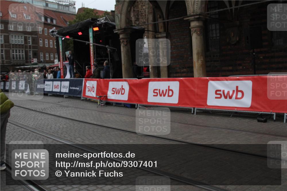 05.10.2025 - 20. swb-Marathon Bremen Yannick Fuchs http://msf.ph/oto/9307401 05.10.2025 12:03:28 Ziel  meine-sportfotos.de