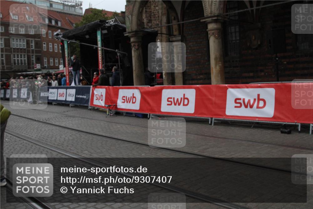 05.10.2025 - 20. swb-Marathon Bremen Yannick Fuchs http://msf.ph/oto/9307407 05.10.2025 12:03:29 Ziel  meine-sportfotos.de