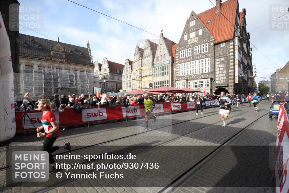 05.10.2025 - 20. swb-Marathon Bremen Yannick Fuchs http://msf.ph/oto/9307436 05.10.2025 10:57:26 Ziel 7101, 9260, 9550, 9844, 10281, 10367, 10645, 10950, 11606 meine-sportfotos.de