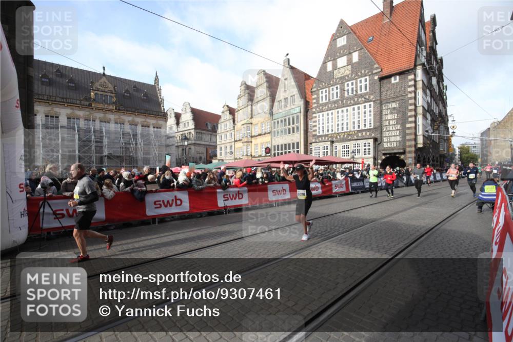 05.10.2025 - 20. swb-Marathon Bremen Yannick Fuchs http://msf.ph/oto/9307461 05.10.2025 10:57:35 Ziel 9000, 9215, 9625, 9904, 9914, 9962, 10139, 10739, 11360 meine-sportfotos.de