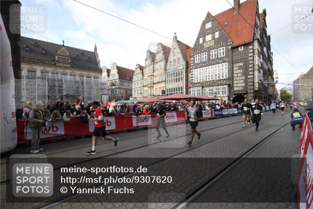 05.10.2025 - 20. swb-Marathon Bremen Yannick Fuchs http://msf.ph/oto/9307620 05.10.2025 10:58:23 Ziel 7077, 9174, 9462, 9608, 10368, 10786, 11049, 11184, 11495, 11724 meine-sportfotos.de