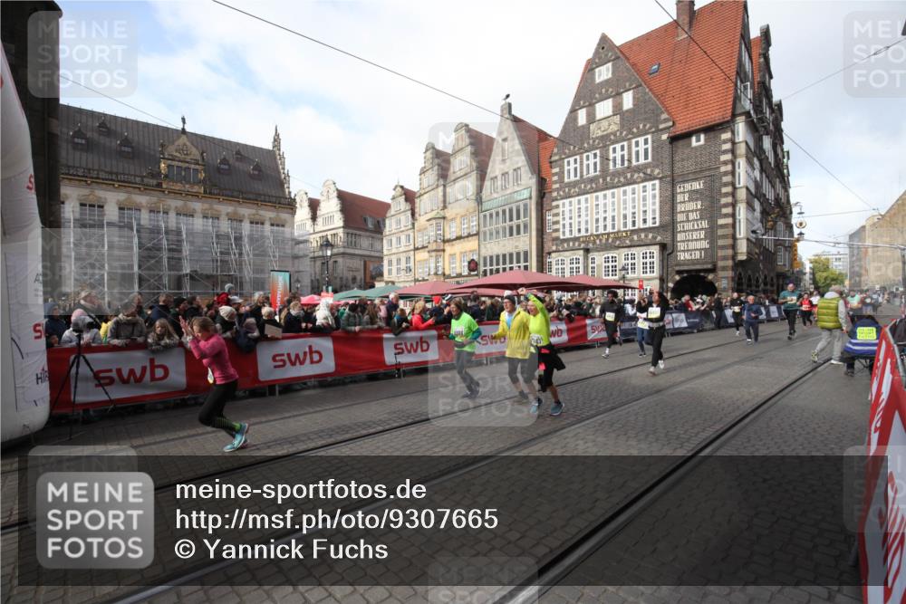 05.10.2025 - 20. swb-Marathon Bremen Yannick Fuchs http://msf.ph/oto/9307665 05.10.2025 10:58:38 Ziel 9430, 9472, 9529, 9766, 9913, 10049, 10261, 10285, 10408, 10513, 10936, 10988 meine-sportfotos.de