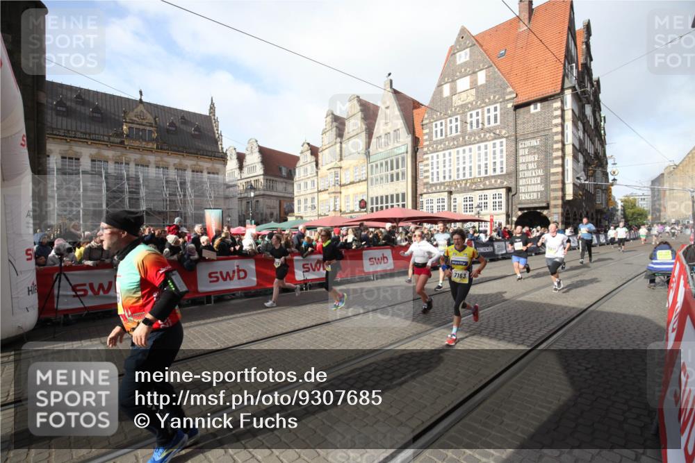 05.10.2025 - 20. swb-Marathon Bremen Yannick Fuchs http://msf.ph/oto/9307685 05.10.2025 10:58:46 Ziel 7163, 8585, 9346, 9359, 9370, 9540, 9622, 9714, 10591, 10679, 10871, 11078 meine-sportfotos.de