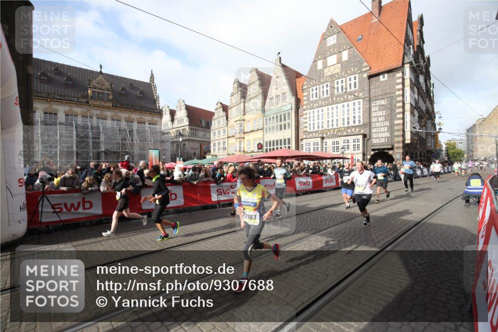 05.10.2025 - 20. swb-Marathon Bremen Yannick Fuchs http://msf.ph/oto/9307688 05.10.2025 10:58:47 Ziel 7163, 8585, 9346, 9370, 9540, 9622, 9714, 10561, 10591, 10679, 10871, 11078 meine-sportfotos.de