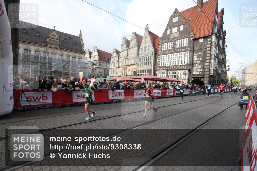 05.10.2025 - 20. swb-Marathon Bremen Yannick Fuchs http://msf.ph/oto/9308338 05.10.2025 11:03:53 Ziel 7788, 10238, 11039, 11272, 11306 meine-sportfotos.de