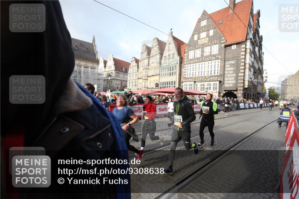 05.10.2025 - 20. swb-Marathon Bremen Yannick Fuchs http://msf.ph/oto/9308638 05.10.2025 11:06:22 Ziel 7979, 9205, 9228, 9523, 9712, 10152, 10243, 10374, 10404, 11065, 11092, 11169 meine-sportfotos.de