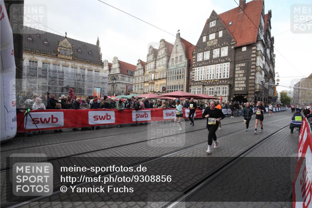 05.10.2025 - 20. swb-Marathon Bremen Yannick Fuchs http://msf.ph/oto/9308856 05.10.2025 11:08:48 Ziel 7706, 9191, 9274, 9276, 9589, 10051, 10567, 10939, 11073, 11479, 11590 meine-sportfotos.de