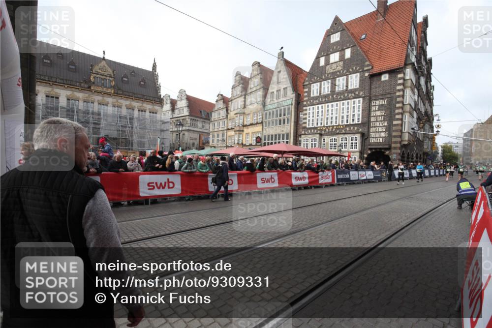 05.10.2025 - 20. swb-Marathon Bremen Yannick Fuchs http://msf.ph/oto/9309331 05.10.2025 11:15:19 Ziel 11293 meine-sportfotos.de