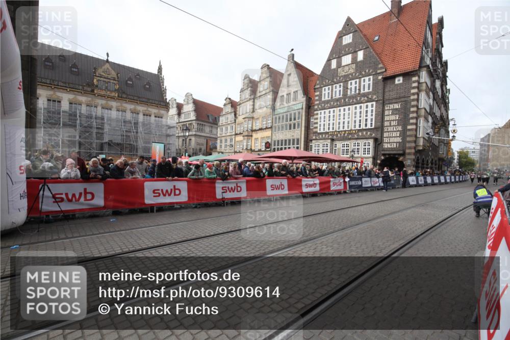 05.10.2025 - 20. swb-Marathon Bremen Yannick Fuchs http://msf.ph/oto/9309614 05.10.2025 11:16:50 Ziel  meine-sportfotos.de