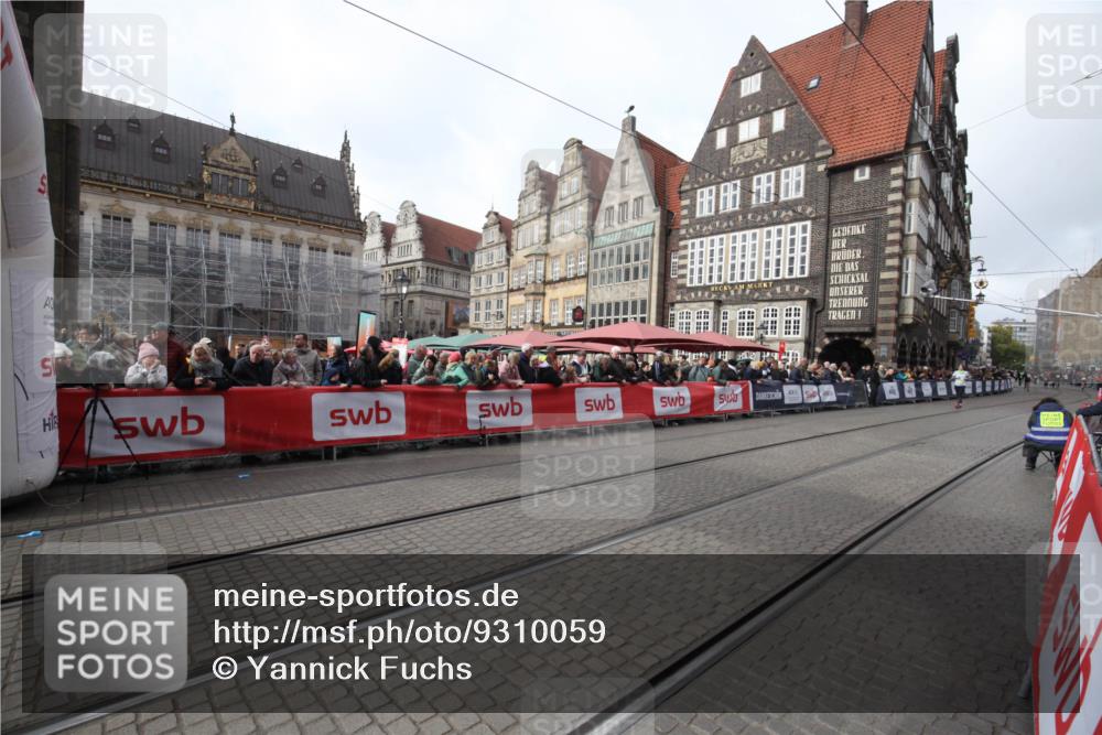05.10.2025 - 20. swb-Marathon Bremen Yannick Fuchs http://msf.ph/oto/9310059 05.10.2025 11:17:53 Ziel  meine-sportfotos.de