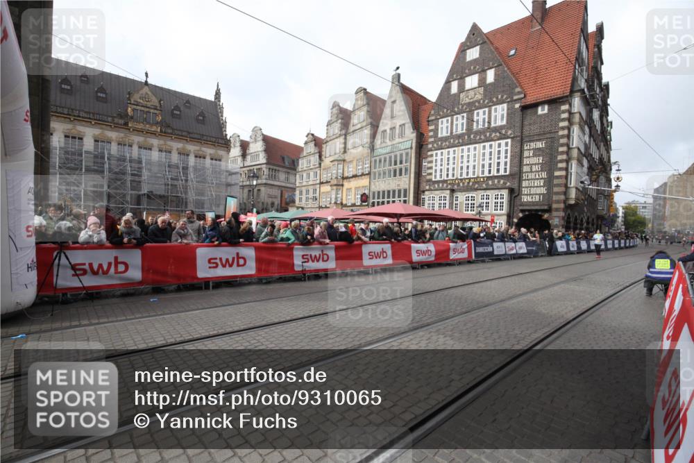 05.10.2025 - 20. swb-Marathon Bremen Yannick Fuchs http://msf.ph/oto/9310065 05.10.2025 11:17:53 Ziel  meine-sportfotos.de