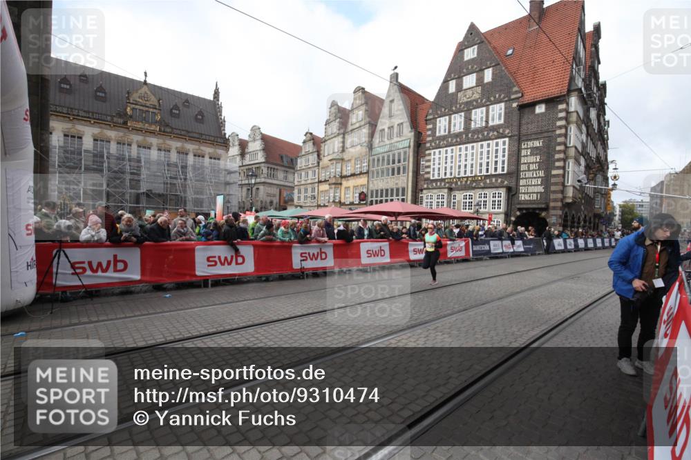 05.10.2025 - 20. swb-Marathon Bremen Yannick Fuchs http://msf.ph/oto/9310474 05.10.2025 11:18:48 Ziel 11480 meine-sportfotos.de