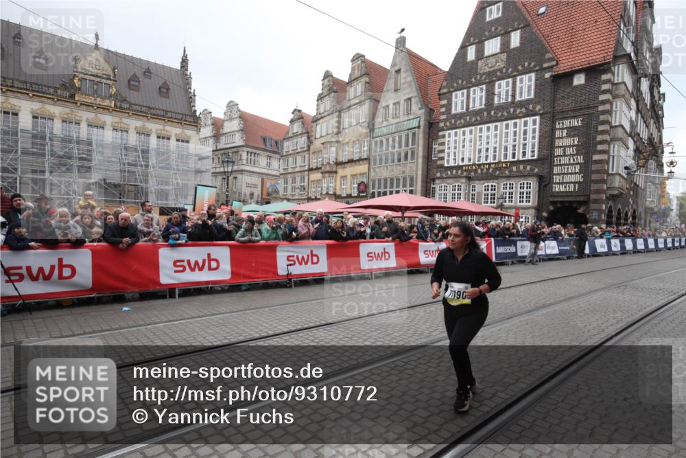 05.10.2025 - 20. swb-Marathon Bremen Yannick Fuchs http://msf.ph/oto/9310772 05.10.2025 11:24:26 Ziel 11190 meine-sportfotos.de