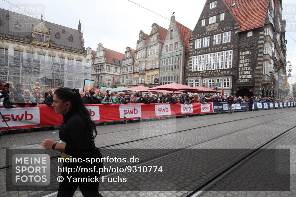05.10.2025 - 20. swb-Marathon Bremen Yannick Fuchs http://msf.ph/oto/9310774 05.10.2025 11:24:27 Ziel 11190 meine-sportfotos.de