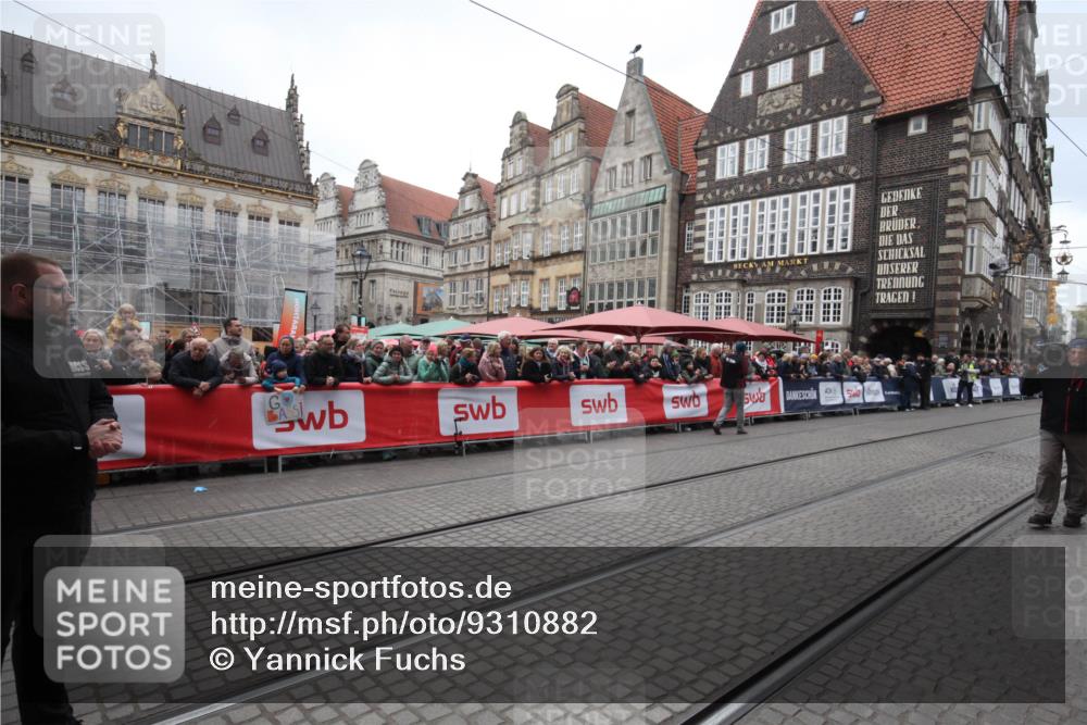 05.10.2025 - 20. swb-Marathon Bremen Yannick Fuchs http://msf.ph/oto/9310882 05.10.2025 11:25:09 Ziel  meine-sportfotos.de
