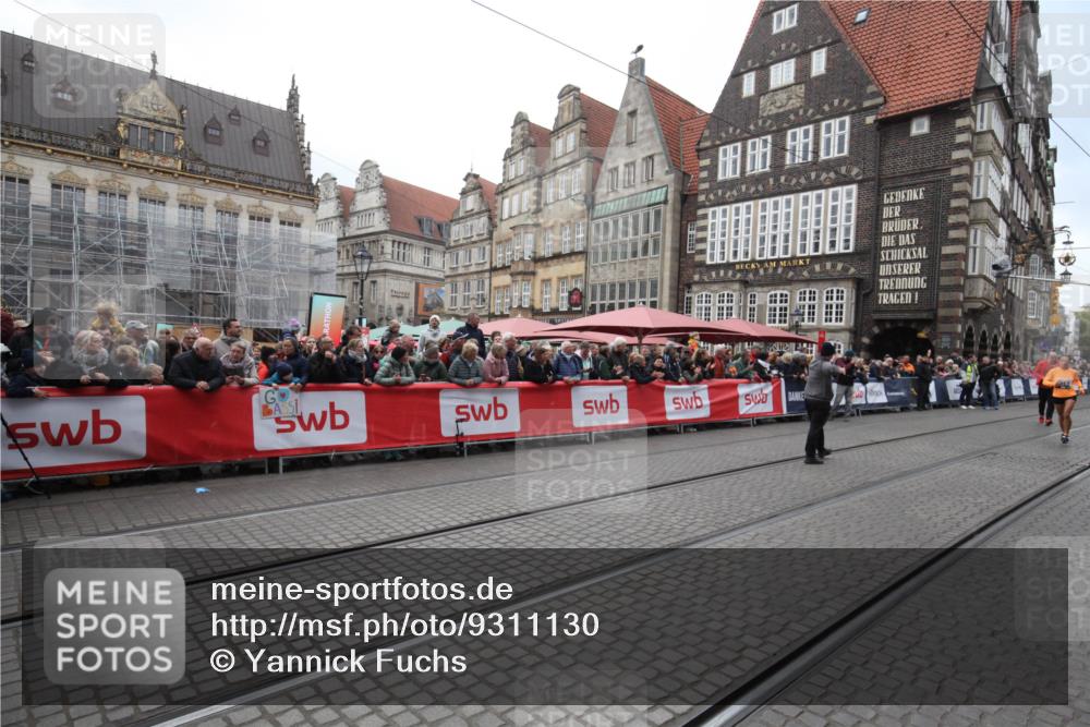 05.10.2025 - 20. swb-Marathon Bremen Yannick Fuchs http://msf.ph/oto/9311130 05.10.2025 11:26:21 Ziel  meine-sportfotos.de