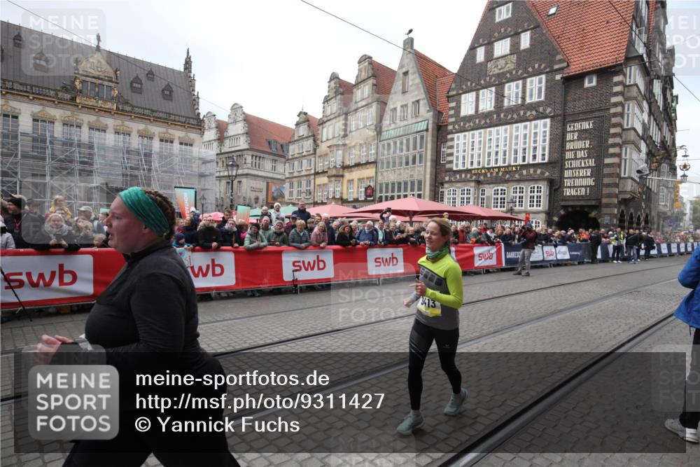 05.10.2025 - 20. swb-Marathon Bremen Yannick Fuchs http://msf.ph/oto/9311427 05.10.2025 11:27:40 Ziel 10935 meine-sportfotos.de