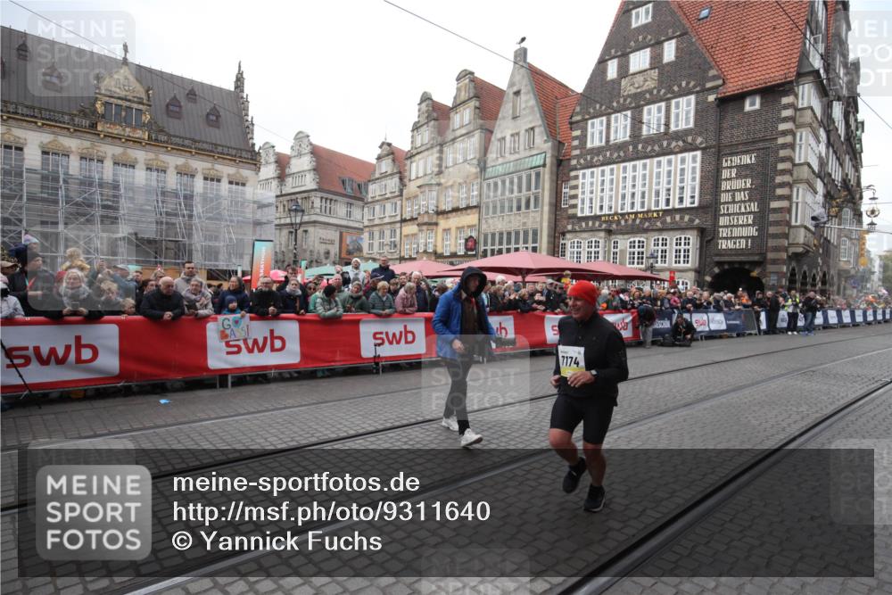 05.10.2025 - 20. swb-Marathon Bremen Yannick Fuchs http://msf.ph/oto/9311640 05.10.2025 11:29:13 Ziel 7174 meine-sportfotos.de