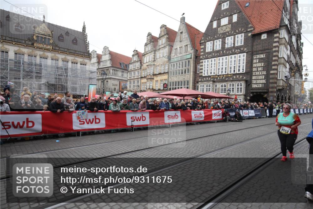 05.10.2025 - 20. swb-Marathon Bremen Yannick Fuchs http://msf.ph/oto/9311675 05.10.2025 11:29:18 Ziel 9559 meine-sportfotos.de