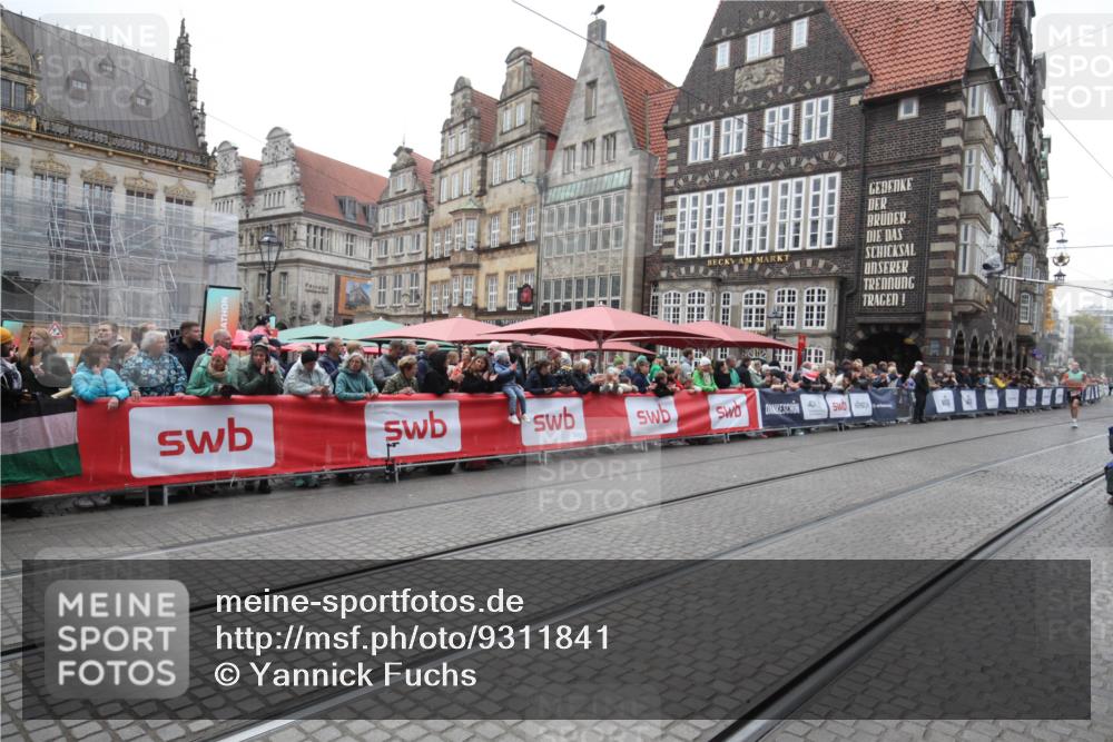 05.10.2025 - 20. swb-Marathon Bremen Yannick Fuchs http://msf.ph/oto/9311841 05.10.2025 12:28:36 Ziel 1730 meine-sportfotos.de