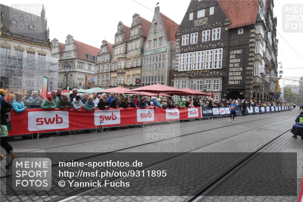 05.10.2025 - 20. swb-Marathon Bremen Yannick Fuchs http://msf.ph/oto/9311895 05.10.2025 12:58:42 Ziel 1258, 3705 meine-sportfotos.de