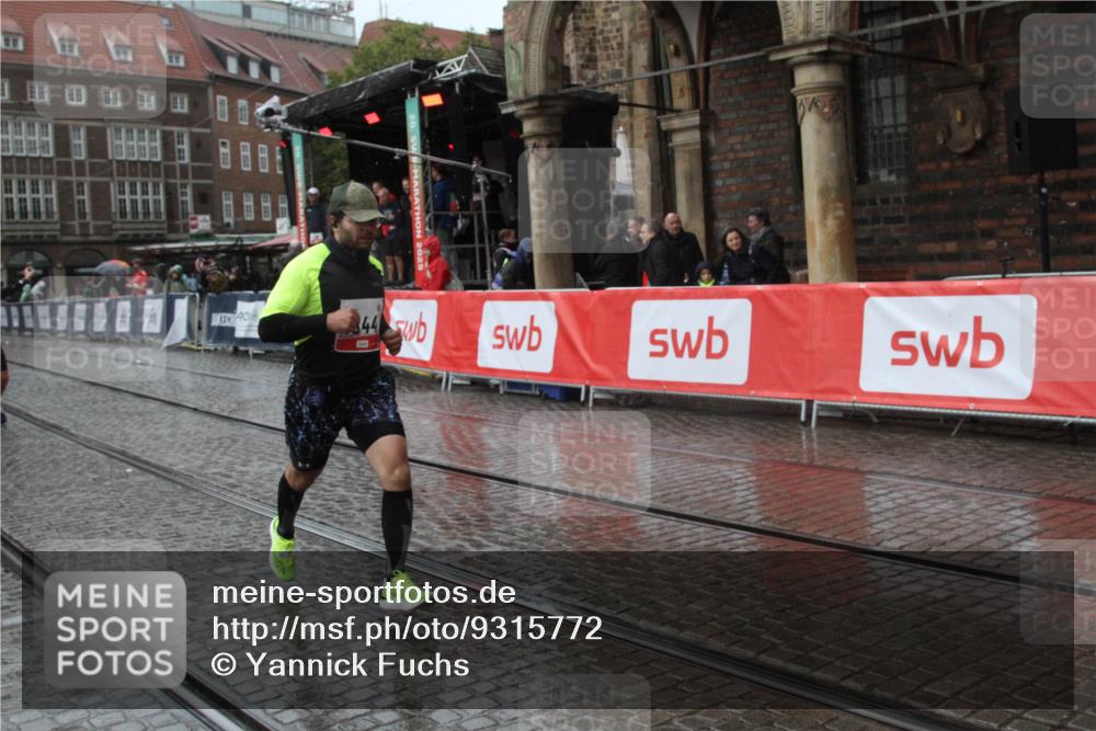 05.10.2025 - 20. swb-Marathon Bremen Yannick Fuchs http://msf.ph/oto/9315772 05.10.2025 14:56:35 Ziel 1844 meine-sportfotos.de