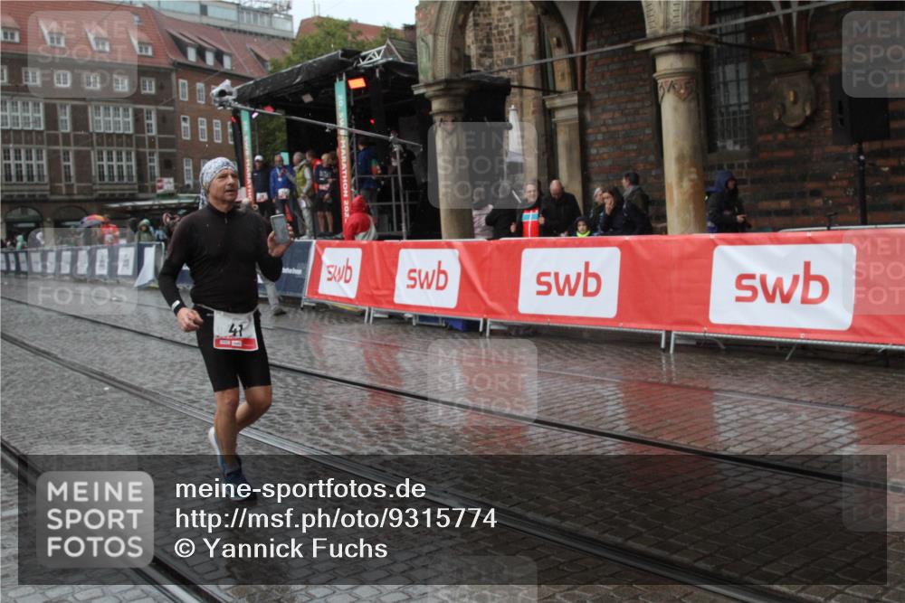 05.10.2025 - 20. swb-Marathon Bremen Yannick Fuchs http://msf.ph/oto/9315774 05.10.2025 14:56:40 Ziel 41 meine-sportfotos.de