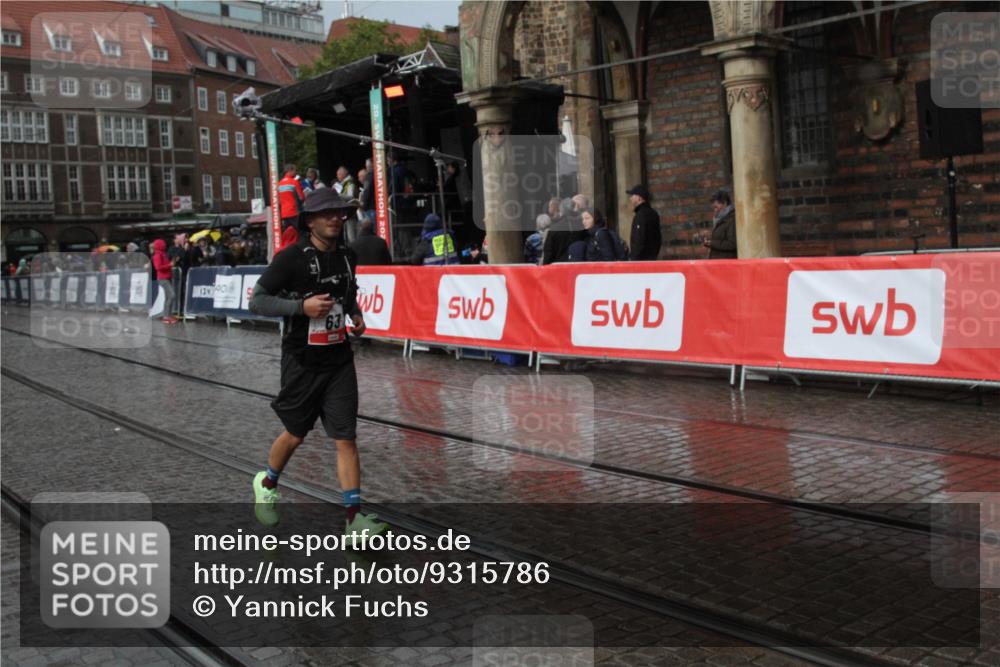 05.10.2025 - 20. swb-Marathon Bremen Yannick Fuchs http://msf.ph/oto/9315786 05.10.2025 14:58:32 Ziel 63 meine-sportfotos.de