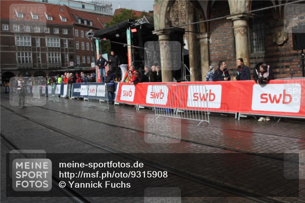 05.10.2025 - 20. swb-Marathon Bremen Yannick Fuchs http://msf.ph/oto/9315908 05.10.2025 15:12:07 Ziel  meine-sportfotos.de