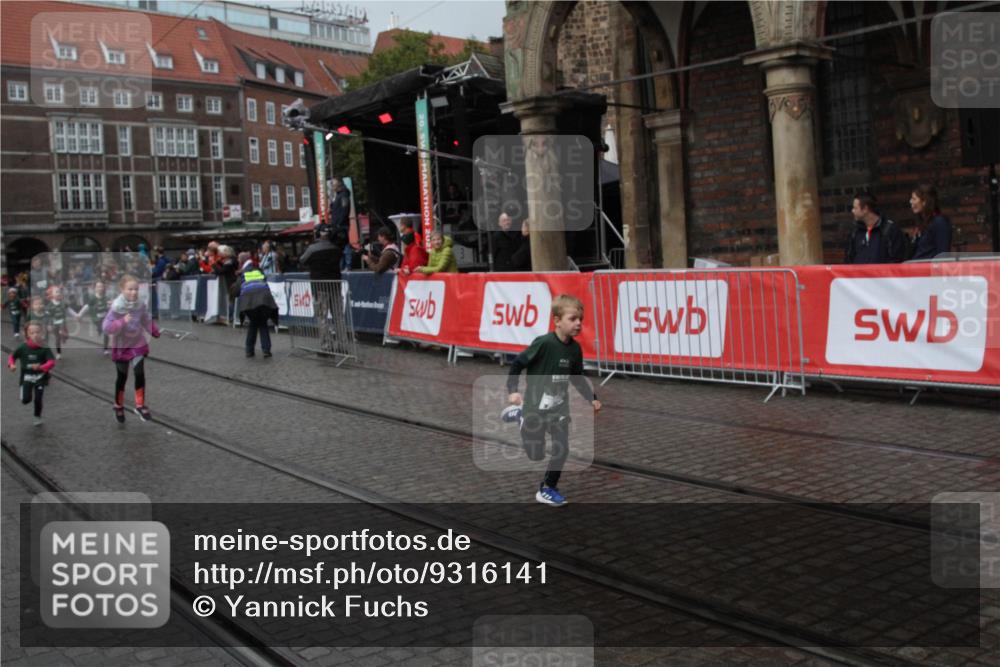05.10.2025 - 20. swb-Marathon Bremen Yannick Fuchs http://msf.ph/oto/9316141 05.10.2025 15:22:45 Ziel  meine-sportfotos.de