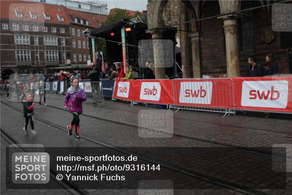 05.10.2025 - 20. swb-Marathon Bremen Yannick Fuchs http://msf.ph/oto/9316144 05.10.2025 15:22:46 Ziel  meine-sportfotos.de