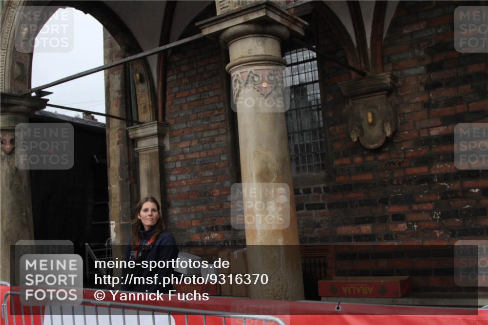 05.10.2025 - 20. swb-Marathon Bremen Yannick Fuchs http://msf.ph/oto/9316370 05.10.2025 15:26:10 Ziel  meine-sportfotos.de