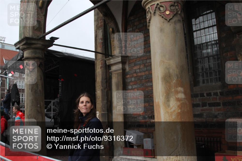 05.10.2025 - 20. swb-Marathon Bremen Yannick Fuchs http://msf.ph/oto/9316372 05.10.2025 15:26:11 Ziel  meine-sportfotos.de