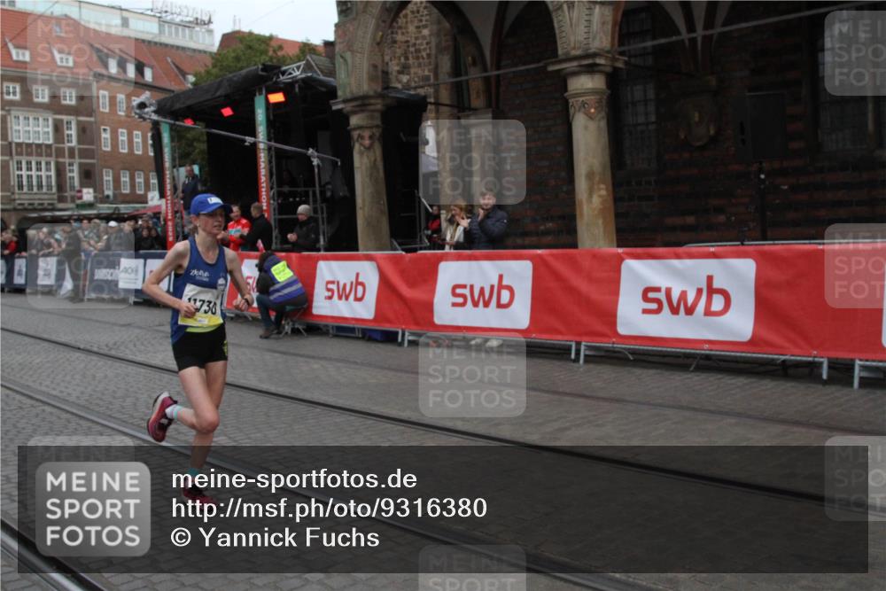 05.10.2025 - 20. swb-Marathon Bremen Yannick Fuchs http://msf.ph/oto/9316380 05.10.2025 10:32:44 Ziel 11730 meine-sportfotos.de