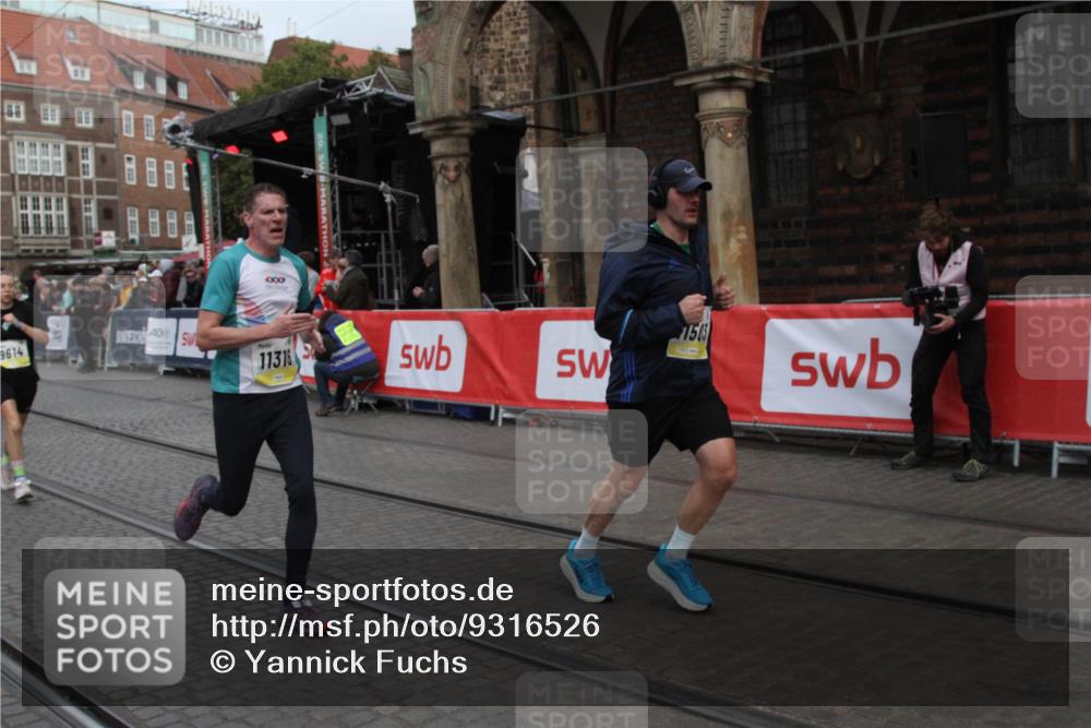 05.10.2025 - 20. swb-Marathon Bremen Yannick Fuchs http://msf.ph/oto/9316526 05.10.2025 10:44:10 Ziel 9614, 9919, 10351, 10649, 10652, 10780, 11316, 11503 meine-sportfotos.de