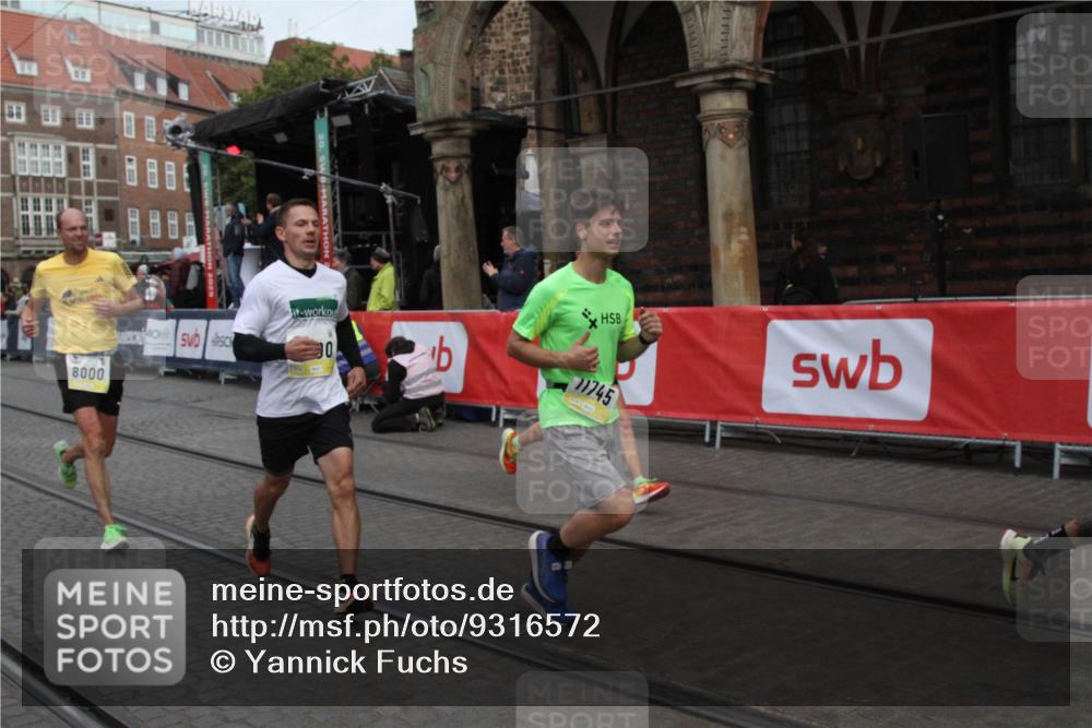 05.10.2025 - 20. swb-Marathon Bremen Yannick Fuchs http://msf.ph/oto/9316572 05.10.2025 10:45:45 Ziel 28, 8000, 9200, 9222, 9709, 10639, 10792, 11678, 11745 meine-sportfotos.de