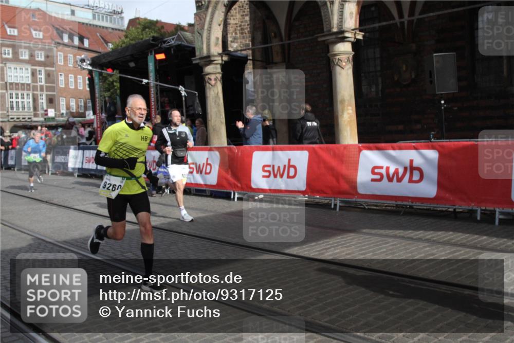 05.10.2025 - 20. swb-Marathon Bremen Yannick Fuchs http://msf.ph/oto/9317125 05.10.2025 10:57:26 Ziel 7101, 9260, 9550, 9844, 10281, 10367, 10645, 10950, 11606 meine-sportfotos.de