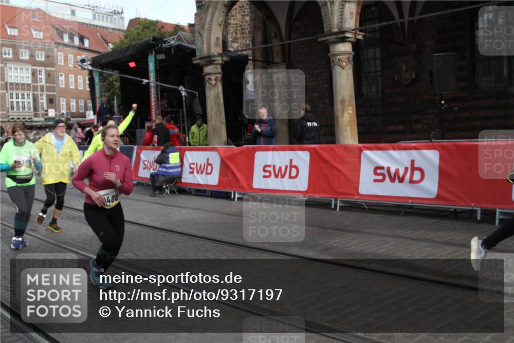 05.10.2025 - 20. swb-Marathon Bremen Yannick Fuchs http://msf.ph/oto/9317197 05.10.2025 10:58:37 Ziel 9430, 9472, 9766, 9913, 10049, 10055, 10261, 10285, 10408, 10513, 10936, 10988 meine-sportfotos.de