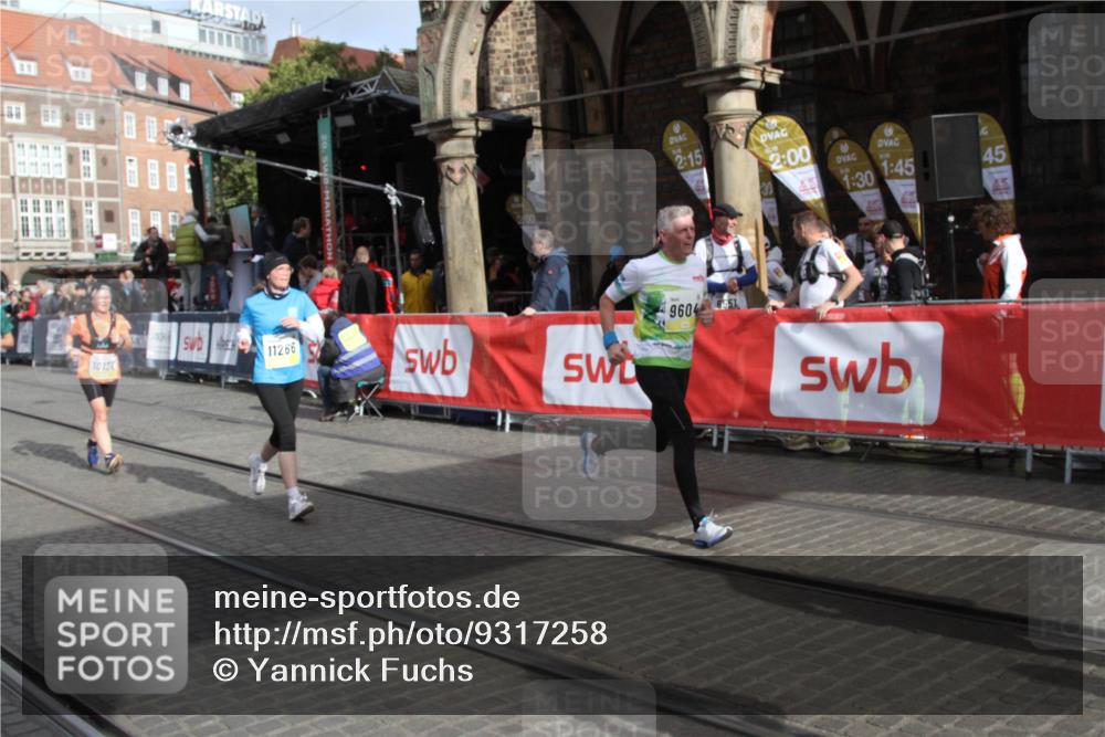 05.10.2025 - 20. swb-Marathon Bremen Yannick Fuchs http://msf.ph/oto/9317258 05.10.2025 11:00:08 Ziel 9005, 9603, 9604, 9611, 9666, 10138, 10311, 10489, 10572, 11026, 11266 meine-sportfotos.de