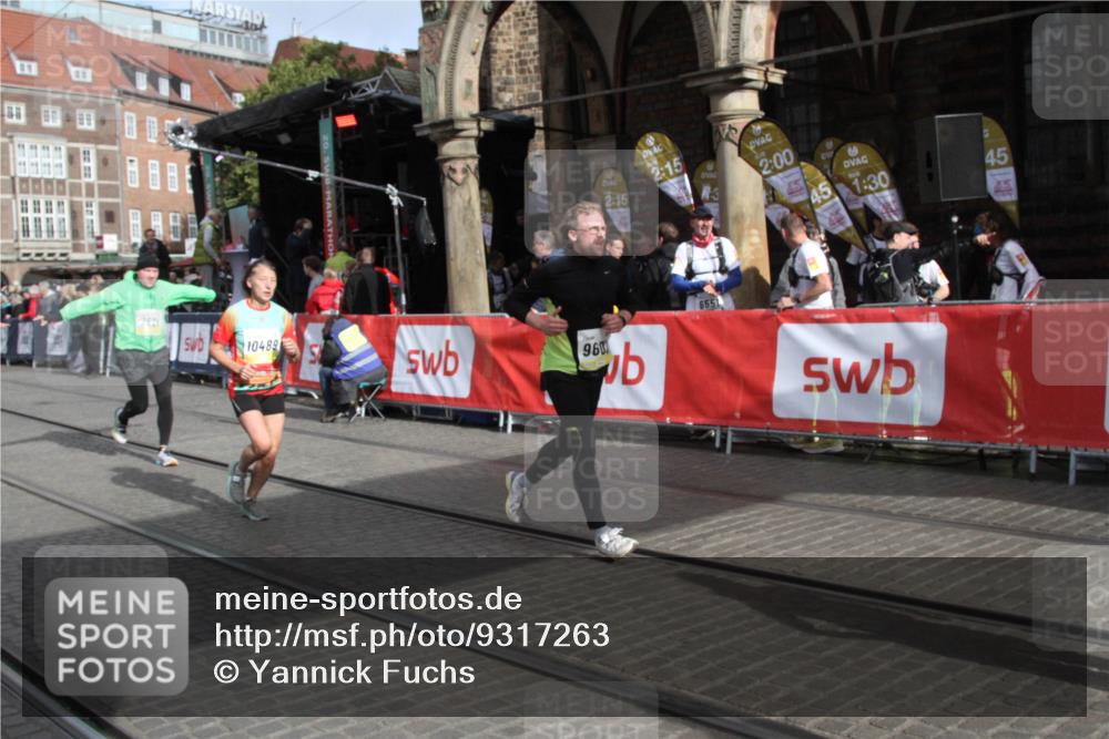 05.10.2025 - 20. swb-Marathon Bremen Yannick Fuchs http://msf.ph/oto/9317263 05.10.2025 11:00:13 Ziel 7621, 9603, 10345, 10489, 10889, 11125, 11600, 11713 meine-sportfotos.de