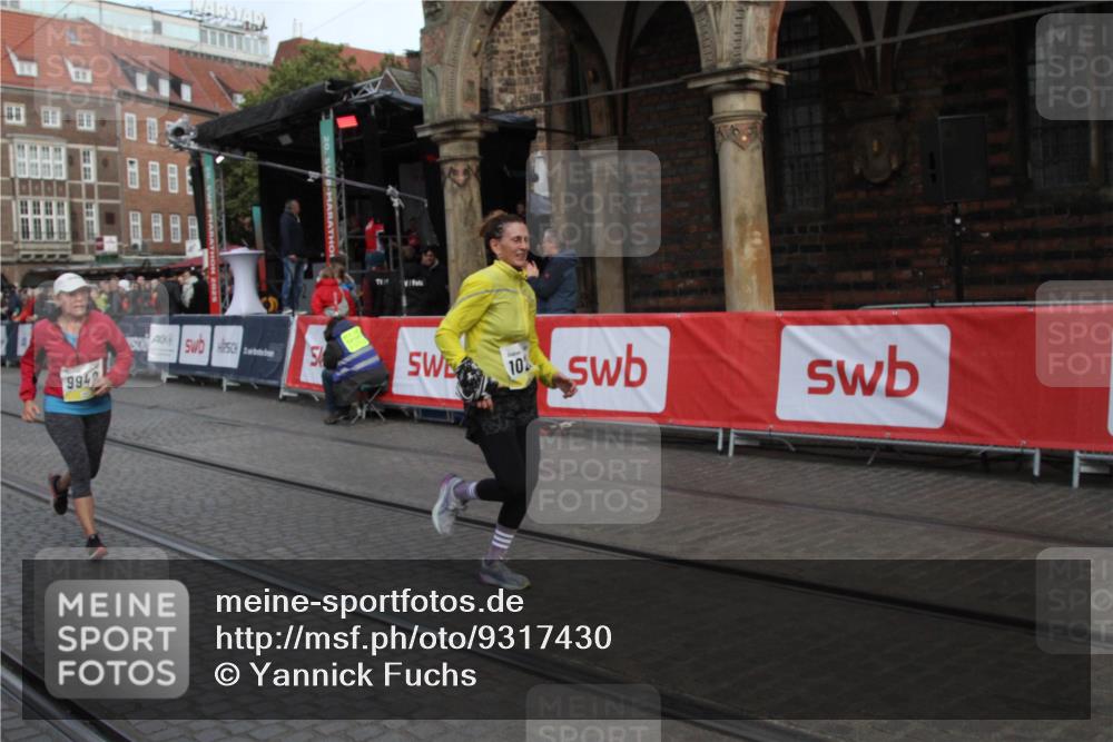 05.10.2025 - 20. swb-Marathon Bremen Yannick Fuchs http://msf.ph/oto/9317430 05.10.2025 11:03:43 Ziel 9940, 10213, 10297, 10478, 10711, 10713, 11589 meine-sportfotos.de