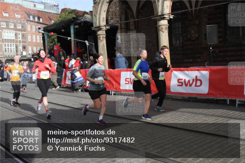 05.10.2025 - 20. swb-Marathon Bremen Yannick Fuchs http://msf.ph/oto/9317482 05.10.2025 11:04:41 Ziel 9750, 9915, 10485, 10532, 10674, 10869, 11196, 11542 meine-sportfotos.de