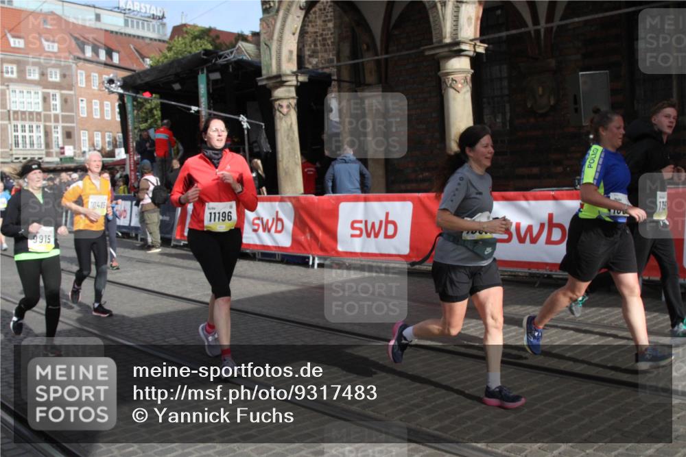 05.10.2025 - 20. swb-Marathon Bremen Yannick Fuchs http://msf.ph/oto/9317483 05.10.2025 11:04:42 Ziel 9623, 9750, 9771, 9915, 10485, 10532, 10674, 10869, 11196, 11542 meine-sportfotos.de