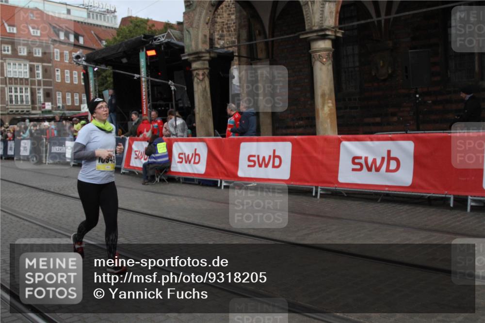 05.10.2025 - 20. swb-Marathon Bremen Yannick Fuchs http://msf.ph/oto/9318205 05.10.2025 11:18:02 Ziel 10949 meine-sportfotos.de
